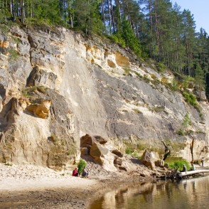 Ērģeļu klintis, Pieškaļu vai Pieškalnu iezis Ērģeļu klintis, Pieškaļu vai Pieškalnu iezis