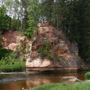 Skats uz Zvārtes iezi Skats uz Zvārtes iezi