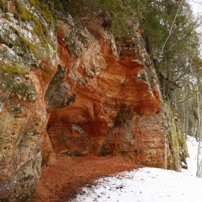 Sarkanās (Red) Cliffs Sarkanās (Red) Cliffs