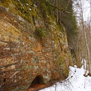 Sarkanās (Red) Cliffs Sarkanās (Red) Cliffs