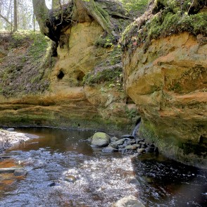 Lorumupes smilšakmens atsegumi Lorumupes smilšakmens atsegumi