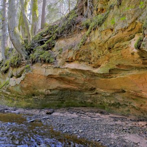 Lorumupes smilšakmens atsegumi Lorumupes smilšakmens atsegumi