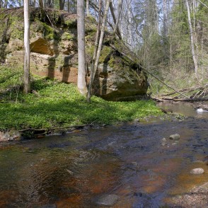 Lorumupes smilšakmens atsegumi Lorumupes smilšakmens atsegumi