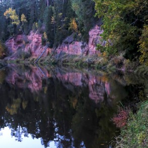 Neļķu klintis rudenī Neļķu klintis rudenī