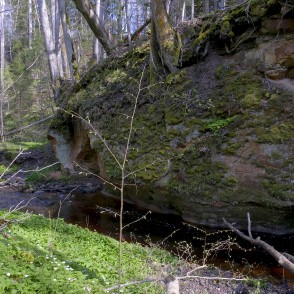 Lorumupes smilšakmens atsegumi Lorumupes smilšakmens atsegumi