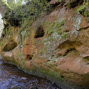 Lorumupes smilšakmens atsegumi Lorumupes smilšakmens atsegumi