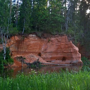 Bezdelīgu klintis Bezdelīgu klintis