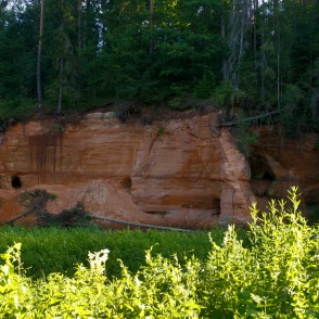 Bezdelīgu klintis Bezdelīgu klintis
