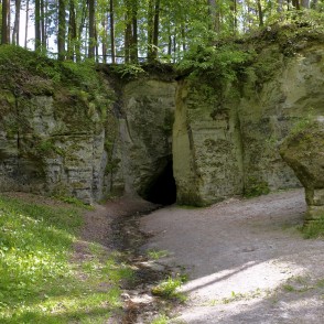 Lielā Ellīte (Velna krāsns, Liepmuižas ala) Lielā Ellīte (Velna krāsns, Liepmuižas ala)