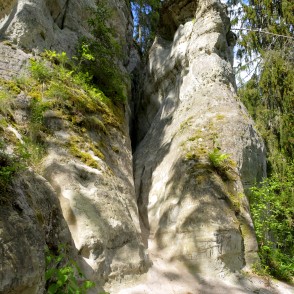 Sietiņiezis – balto smilšakmeņu atsegums Sietiņiezis – balto smilšakmeņu atsegums