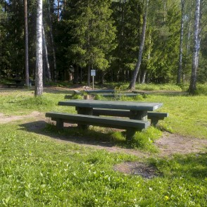 Atpūtas vieta pie Lejas ezera Atpūtas vieta pie Lejas ezera