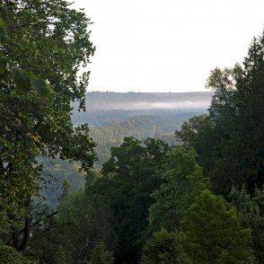 Skats uz Gaujas senieleju no Ķeizarkrēsla Skats uz Gaujas senieleju no Ķeizarkrēsla
