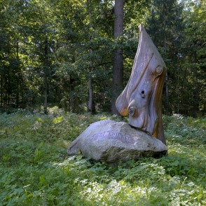 Skulptūra Aizvīķu meža parkā Skulptūra Aizvīķu meža parkā