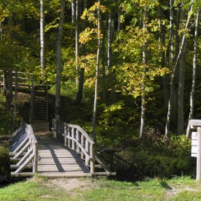 Tilts pār Vilci pie Lielmātes avotiņa Tilts pār Vilci pie Lielmātes avotiņa