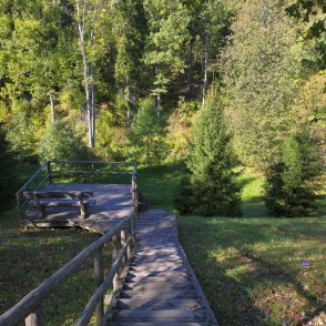 Lejup no Vilces pilskalna Lejup no Vilces pilskalna