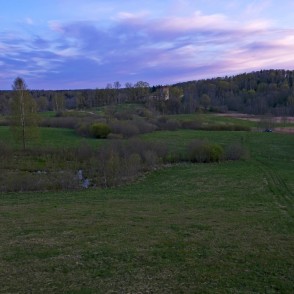 Skats uz Embūtes senleju pēc saulrieta Skats uz Embūtes senleju pēc saulrieta