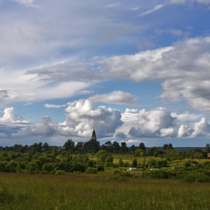 Ainava ar Višķu baznīcu Ainava ar Višķu baznīcu