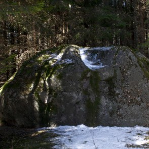 Vecumu dižakmens Vecumu dižakmens