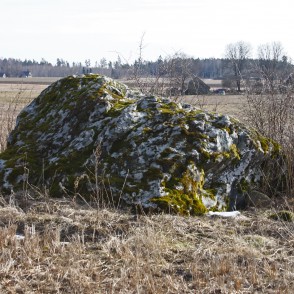 Māteru Velnapēdas akmens Māteru Velnapēdas akmens