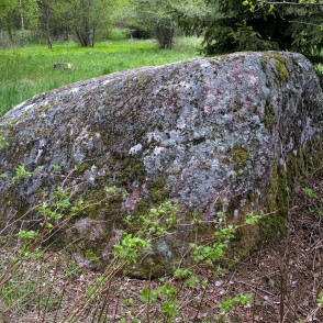 Kaķu bedrīšakmens Kaķu bedrīšakmens