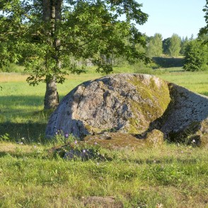 Daviņu lielais akmens Daviņu lielais akmens