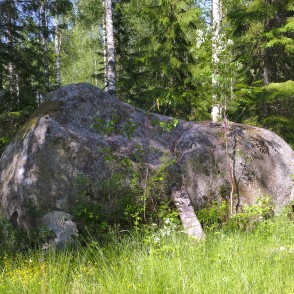 Zeltapses (Zeltapšu) laukakmens, Upsīts Zeltapses (Zeltapšu) laukakmens, Upsīts