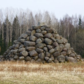 Valpenes piramīda Valpenes piramīda