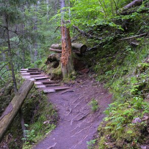 Līču-Laņģu klinšu taka Līču-Laņģu klinšu taka