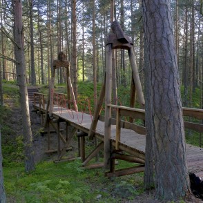 Koka tilts Bernātu izziņas takās Koka tilts Bernātu izziņas takās