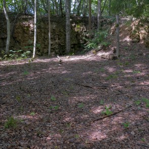 Dolomīta atsegumi Tilderu dabas takā Dolomīta atsegumi Tilderu dabas takā