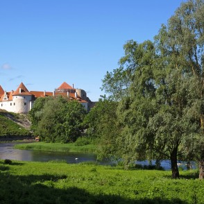 Ejot pa Bauskas dabas taku Ejot pa Bauskas dabas taku