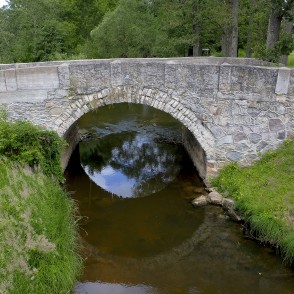 Arkveida dolomīta tilts pār Vizlu Arkveida dolomīta tilts pār Vizlu