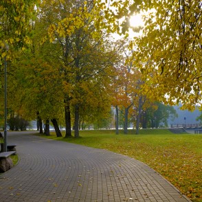Rudens ainava Alūksnes Pilssalā Rudens ainava Alūksnes Pilssalā