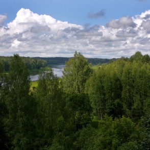 Skats uz Daugavu no Vasargelišķu skatu torņa Skats uz Daugavu no Vasargelišķu skatu torņa