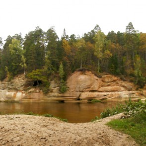 Velnalas klintis Velnalas klintis