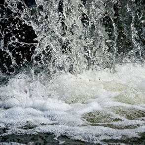 Ūdenskrituma tuvplāns Ūdenskrituma tuvplāns