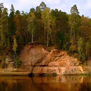 Velnalas klintis Siguldā Velnalas klintis Siguldā