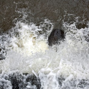 Alekšupītes ūdenskritums skatā no augšas Alekšupītes ūdenskritums skatā no augšas