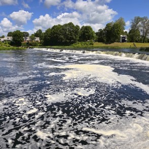 Ventas rumba, vējā saputojies ūdens Ventas rumba, vējā saputojies ūdens