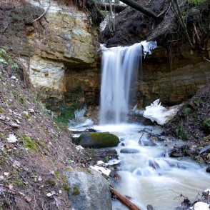 Omiķu gravas ūdenskritums Omiķu gravas ūdenskritums