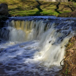 Rumbiņas ūdenskritums (Lielvārde) Rumbiņas ūdenskritums (Lielvārde)