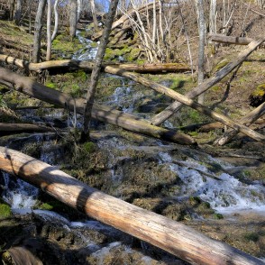 Kalnabeites ūdenskritums Kalnabeites ūdenskritums