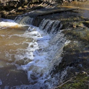 Jaunvilku ūdenskritums (Pilsupes ūdenskritums) Jaunvilku ūdenskritums (Pilsupes ūdenskritums)