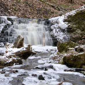 Virsaišu ūdenskritums pavasarī Virsaišu ūdenskritums pavasarī