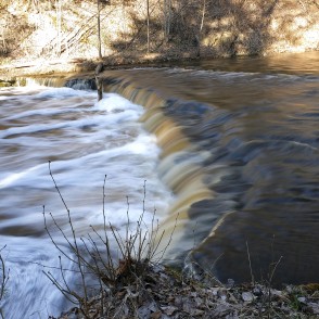 Riežupes ūdenskritums pavasarī Riežupes ūdenskritums pavasarī