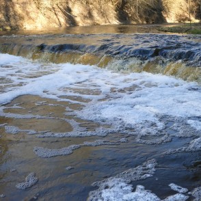 Riežupes ūdenskritums pavasarī Riežupes ūdenskritums pavasarī
