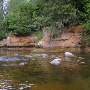 Vizbulīšu klintis Vizbulīšu klintis