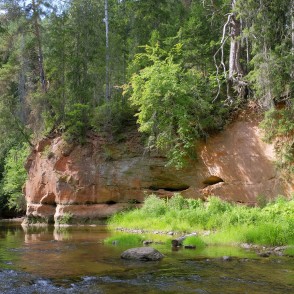 Vanagu iezis (Egļu krauja vai Roču iezis) Vanagu iezis (Egļu krauja vai Roču iezis)