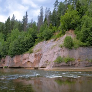 Ķūķu klintis un Gauja Ķūķu klintis un Gauja