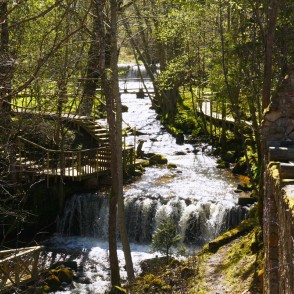 Ieriķupītes ūdenskritumi Ieriķupītes ūdenskritumi